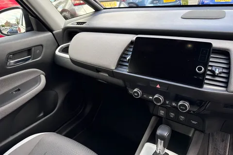 MV23UJF Honda Jazz 1.5 i-MMD Hybrid Crosstar EX 5dr eCVT Thumbnail #33