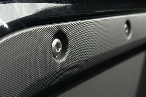  Land Rover Defender 110 3.0 D250 MHEV X-Dynamic SE Auto 4WD Euro 6 (s/s) 5dr Thumbnail #32