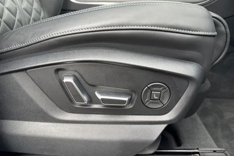 PK75YCZ Audi SQ7 SUV  Vorsprung TFSI  507 PS tiptronic Thumbnail #33