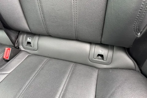 DX23RPV Land Rover Range Rover Evoque 2.0 D200 MHEV R-Dynamic S Auto 4WD Euro 6 (s/s) 5dr Thumbnail #35