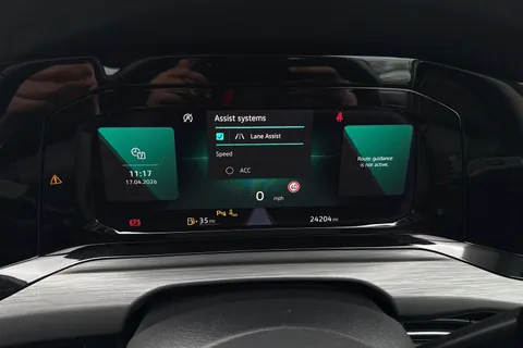 MJ70NLX Volkswagen Golf 1.5 TSI Style 5dr Thumbnail #37