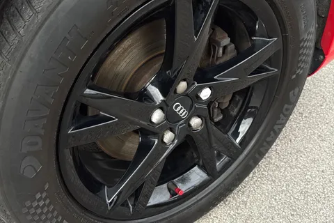 YY18RXH Audi Q3 1.4 TFSI CoD Sport Euro 6 (s/s) 5dr Thumbnail #35