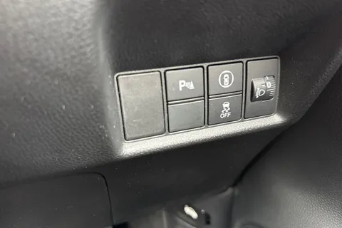 ML23LVC Honda Jazz 1.5 i-MMD Hybrid Crosstar EX 5dr eCVT Thumbnail #37