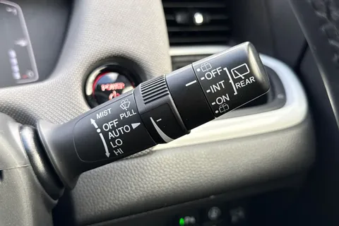 MV23UJF Honda Jazz 1.5 i-MMD Hybrid Crosstar EX 5dr eCVT Thumbnail #38