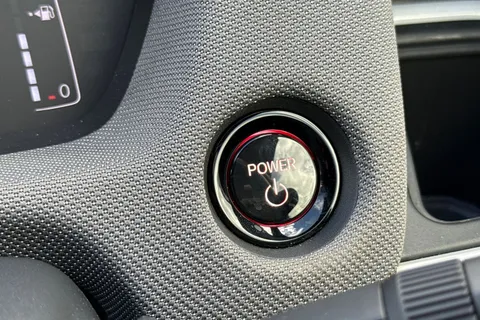 MV23UJF Honda Jazz 1.5 i-MMD Hybrid Crosstar EX 5dr eCVT Thumbnail #39