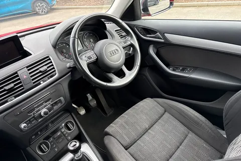 YY18RXH Audi Q3 1.4 TFSI CoD Sport Euro 6 (s/s) 5dr Thumbnail #39