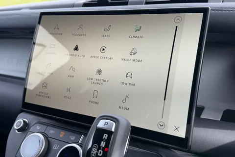  Land Rover Defender 110 3.0 D250 MHEV X-Dynamic SE Auto 4WD Euro 6 (s/s) 5dr Thumbnail #39