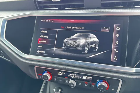 MV20VSA Audi Q3 S line 35 TDI  150 PS S tronic Thumbnail #44