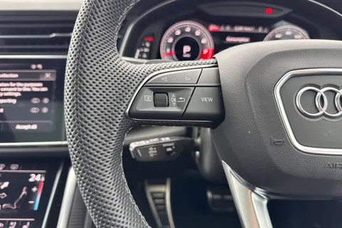 PK75YCZ Audi SQ7 SUV  Vorsprung TFSI  507 PS tiptronic Thumbnail #41