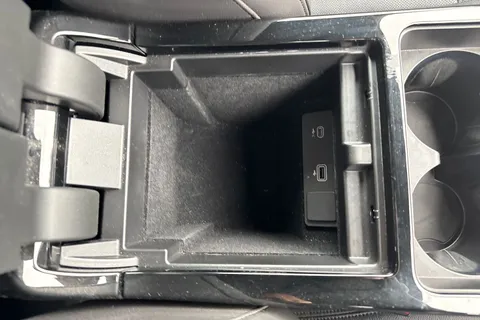 DX23RPV Land Rover Range Rover Evoque 2.0 D200 MHEV R-Dynamic S Auto 4WD Euro 6 (s/s) 5dr Thumbnail #43