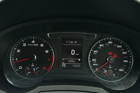 YY18RXH Audi Q3 1.4 TFSI CoD Sport Euro 6 (s/s) 5dr Thumbnail #42