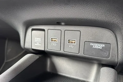 ML23LVC Honda Jazz 1.5 i-MMD Hybrid Crosstar EX 5dr eCVT Thumbnail #43