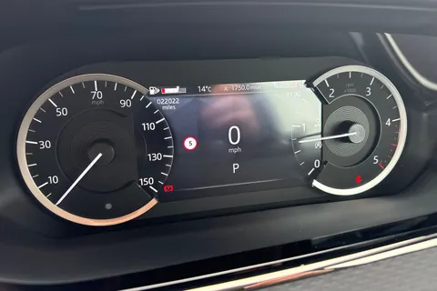 DX23RPV Land Rover Range Rover Evoque 2.0 D200 MHEV R-Dynamic S Auto 4WD Euro 6 (s/s) 5dr Thumbnail #45