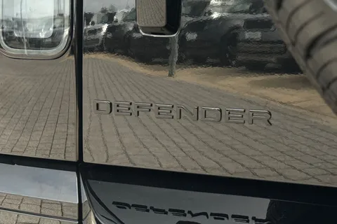  Land Rover Defender 110 3.0 D250 MHEV X-Dynamic SE Auto 4WD Euro 6 (s/s) 5dr Thumbnail #43
