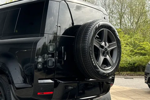  Land Rover Defender 110 3.0 D250 MHEV X-Dynamic SE Auto 4WD Euro 6 (s/s) 5dr Thumbnail #45