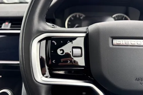 48 of 62 for Land Rover Discovery Sport 2.0 D200 MHEV R-Dynamic HSE Auto 4WD Euro 6 (s/s) 5dr