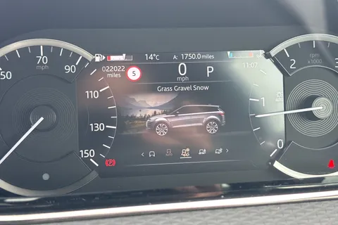 DX23RPV Land Rover Range Rover Evoque 2.0 D200 MHEV R-Dynamic S Auto 4WD Euro 6 (s/s) 5dr Thumbnail #49