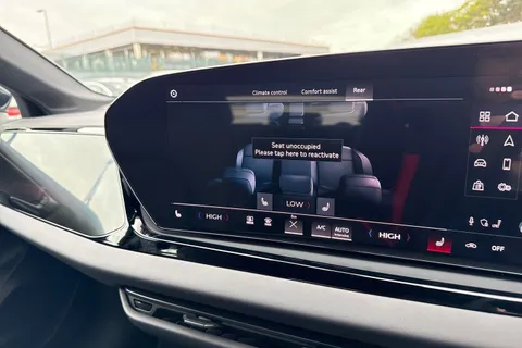 DC75CZU Audi A5 Avant Launch Edition TDI  204 PS S tronic Thumbnail #48