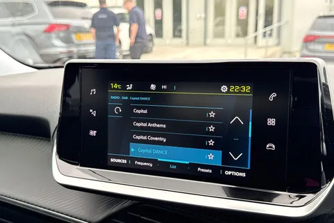 BG22DKY PEUGEOT e-2008 50kWh Allure Premium Auto 5dr (7kW Charger) Thumbnail #49