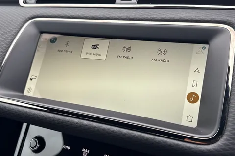 DX23RPV Land Rover Range Rover Evoque 2.0 D200 MHEV R-Dynamic S Auto 4WD Euro 6 (s/s) 5dr Thumbnail #51