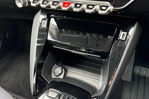 SA22NCN PEUGEOT e-2008 50kWh Allure Premium Auto 5dr (7kW Charger) Thumbnail #57