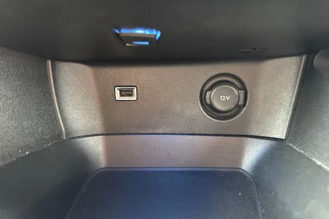 BP23XCM PEUGEOT 5008 1.5 BlueHDi GT EAT Euro 6 (s/s) 5dr Thumbnail #57