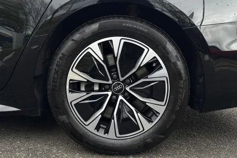  Audi A6 Saloon 2.0 e-hybrid 25.9kWh S line S Tronic quattro Euro 6 (s/s) 4dr Thumbnail #11