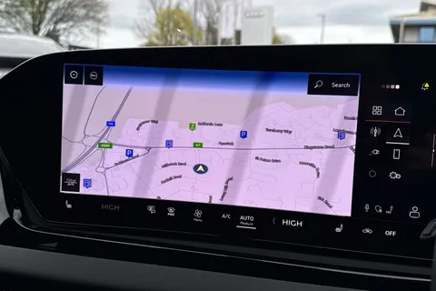  Audi A6 Saloon 2.0 e-hybrid 25.9kWh S line S Tronic quattro Euro 6 (s/s) 4dr Thumbnail #17