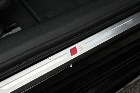  Audi A6 Saloon 2.0 e-hybrid 25.9kWh S line S Tronic quattro Euro 6 (s/s) 4dr Thumbnail #43