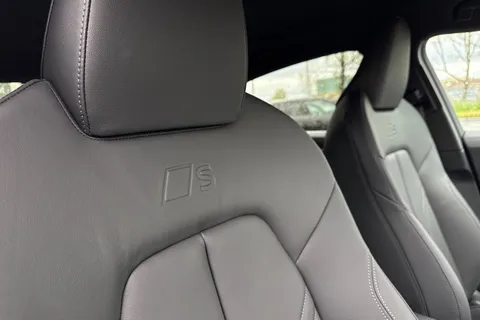  Audi A6 Saloon 2.0 e-hybrid 25.9kWh S line S Tronic quattro Euro 6 (s/s) 4dr Thumbnail #44