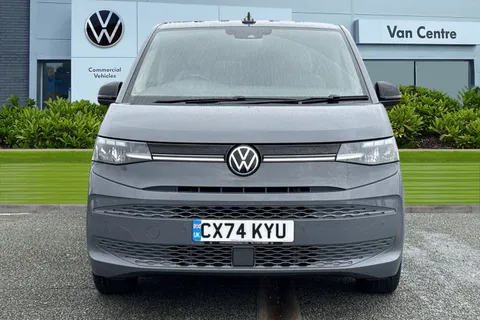 CX74KYU Volkswagen Multivan 2.0 TDI Life DSG Euro 6 (s/s) 5dr Thumbnail #6