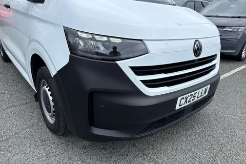 CX25LLM Volkswagen Transporter 2.0 TDI T28 Commerce Plus FWD SWB Euro 6 (s/s) 5dr Thumbnail #8