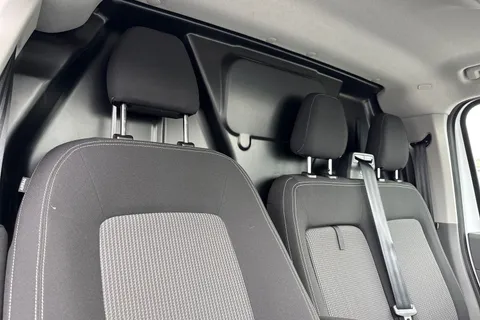 CX25LLM Volkswagen Transporter 2.0 TDI T28 Commerce Plus FWD SWB Euro 6 (s/s) 5dr Thumbnail #23