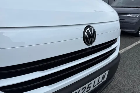 CX25LLM Volkswagen Transporter 2.0 TDI T28 Commerce Plus FWD SWB Euro 6 (s/s) 5dr Thumbnail #24