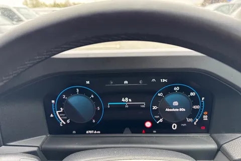 CX25LLM Volkswagen Transporter 2.0 TDI T28 Commerce Plus FWD SWB Euro 6 (s/s) 5dr Thumbnail #29