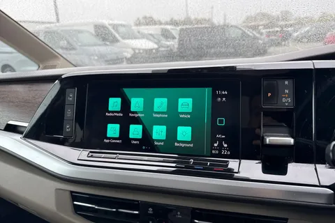37 of 53 for Volkswagen Multivan 1.4 TSI 13kWh Style DSG Euro 6 (s/s) 5dr