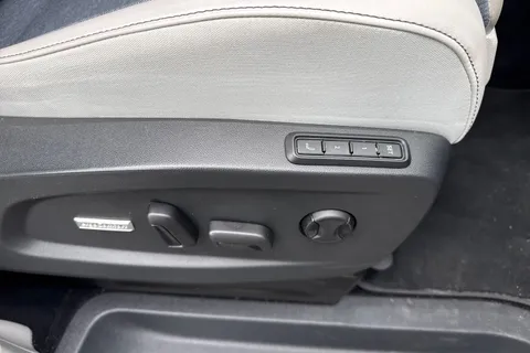 WJ23NNK Volkswagen ID. Buzz Pro 77kWh 1ST Edition Auto 5dr Thumbnail #31