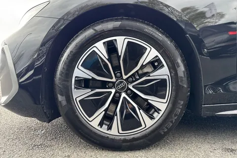  Audi A6 Saloon 2.0 e-hybrid 25.9kWh S line S Tronic quattro Euro 6 (s/s) 4dr Thumbnail #13