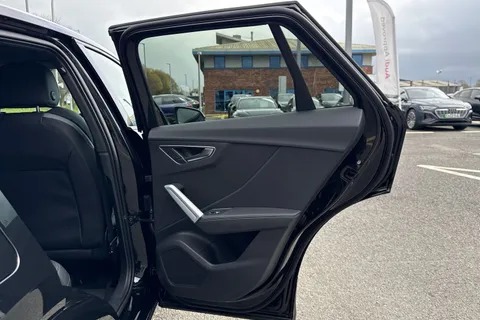  Audi Q2 1.5 TFSI CoD 35 Black Edition S Tronic Euro 6 (s/s) 5dr Thumbnail #35