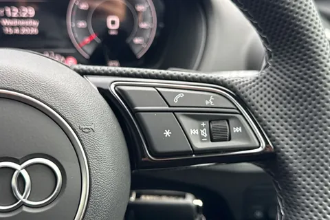  Audi Q2 1.5 TFSI CoD 35 Black Edition S Tronic Euro 6 (s/s) 5dr Thumbnail #45