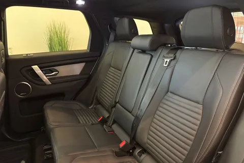  Land Rover Discovery Sport 1.5 P270e 12.17kWh Landmark Auto 4WD Euro 6 (s/s) 5dr Thumbnail #14