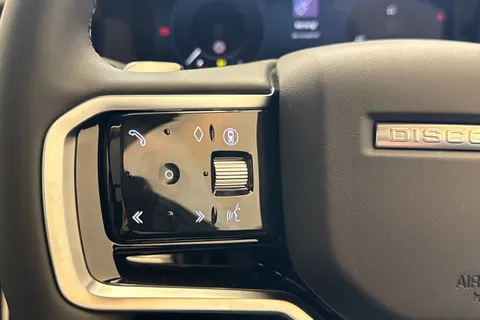  Land Rover Discovery Sport 1.5 P270e 12.17kWh Landmark Auto 4WD Euro 6 (s/s) 5dr Thumbnail #18