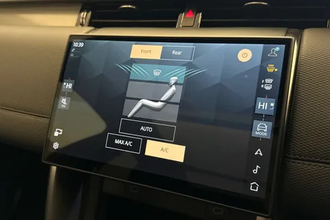  Land Rover Discovery Sport 1.5 P270e 12.17kWh Landmark Auto 4WD Euro 6 (s/s) 5dr Thumbnail #20