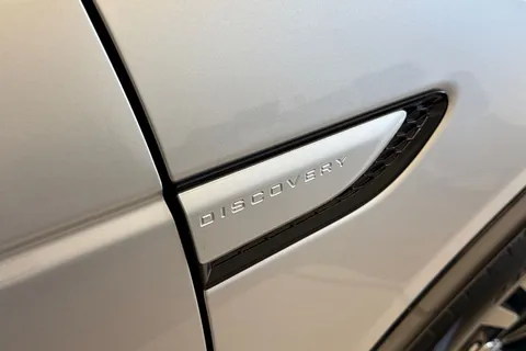  Land Rover Discovery Sport 1.5 P270e 12.17kWh Landmark Auto 4WD Euro 6 (s/s) 5dr Thumbnail #27
