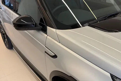  Land Rover Discovery Sport 1.5 P270e 12.17kWh Landmark Auto 4WD Euro 6 (s/s) 5dr Thumbnail #28