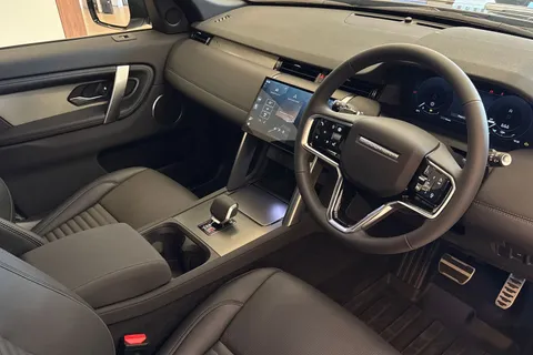  Land Rover Discovery Sport 1.5 P270e 12.17kWh Landmark Auto 4WD Euro 6 (s/s) 5dr Thumbnail #29