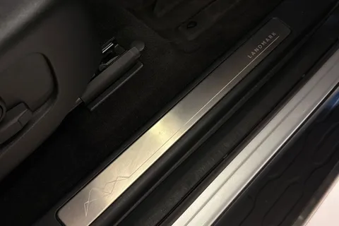  Land Rover Discovery Sport 1.5 P270e 12.17kWh Landmark Auto 4WD Euro 6 (s/s) 5dr Thumbnail #33