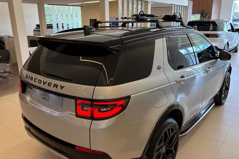  Land Rover Discovery Sport 1.5 P270e 12.17kWh Landmark Auto 4WD Euro 6 (s/s) 5dr Thumbnail #36