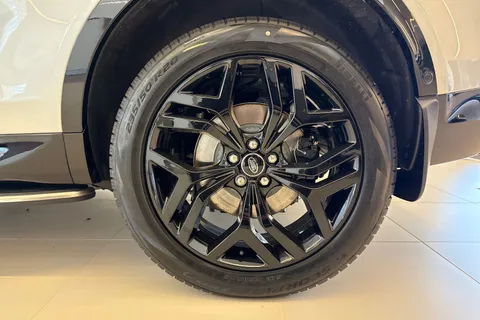  Land Rover Discovery Sport 1.5 P270e 12.17kWh Landmark Auto 4WD Euro 6 (s/s) 5dr Thumbnail #42