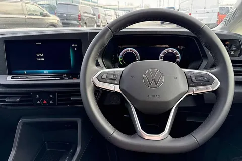 DA26UJG Volkswagen Caddy C20 Cargo Commerce Maxi Pro SWB 150 PS 1.5 TSI eHybrid 6sp DSG - Del Mileag Thumbnail #12